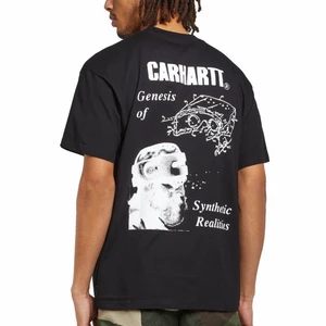 Carhartt WIP T-Shirt - Säljer dessa snygga T-shirts från Carhartt! Dem kostar 499kr i butik och jag säljer dem för endast 250kr styck‼️ halva priset rabbaterat, jag har storlek Small, Medium och Large. Kan mötas eller frakta för 49kr. Skriv vid intresse😁