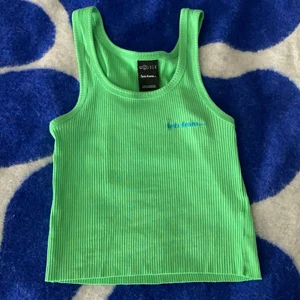 iets frans  - säljer mitt stretchiga linne köpt på urban outfitters🌷