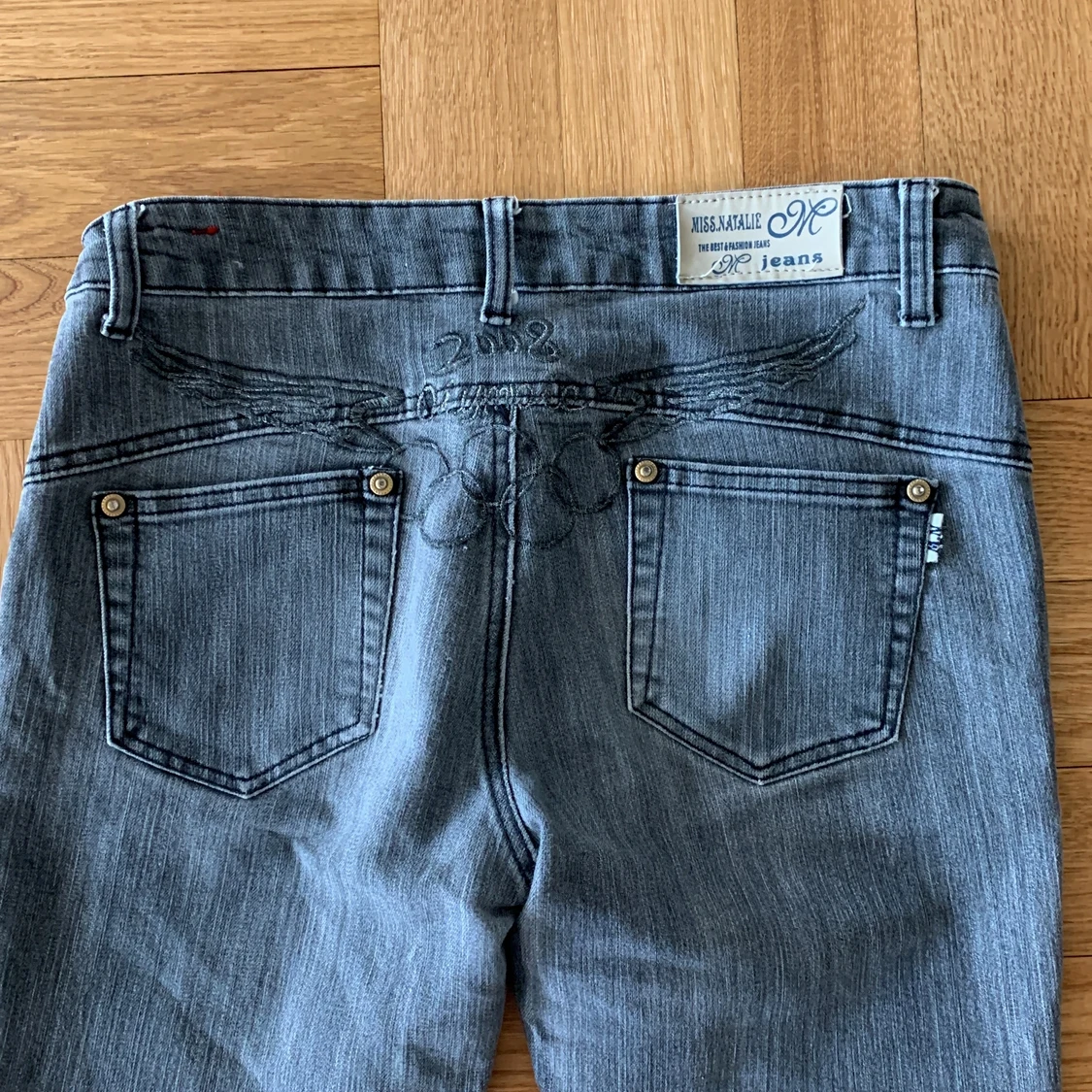 Gråa lowrise jeans - 90
