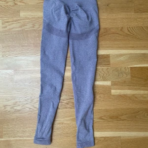 Populära leggings  - Dessa är från Shein, aldrig använda! Super fina 