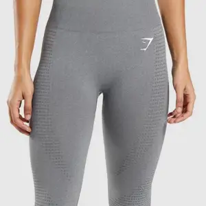 Helt nya tights från gymshark . Aldrig använda- lappar avtagna .  Storlek :XS