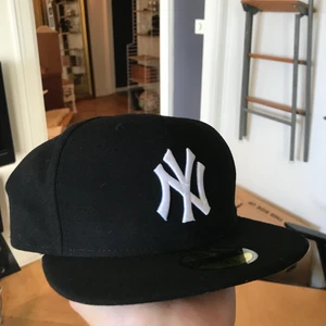 Svart newera mlb fitted cap yankee - Keps snygg köp storlek 7 5/8 60,6 cm som ny