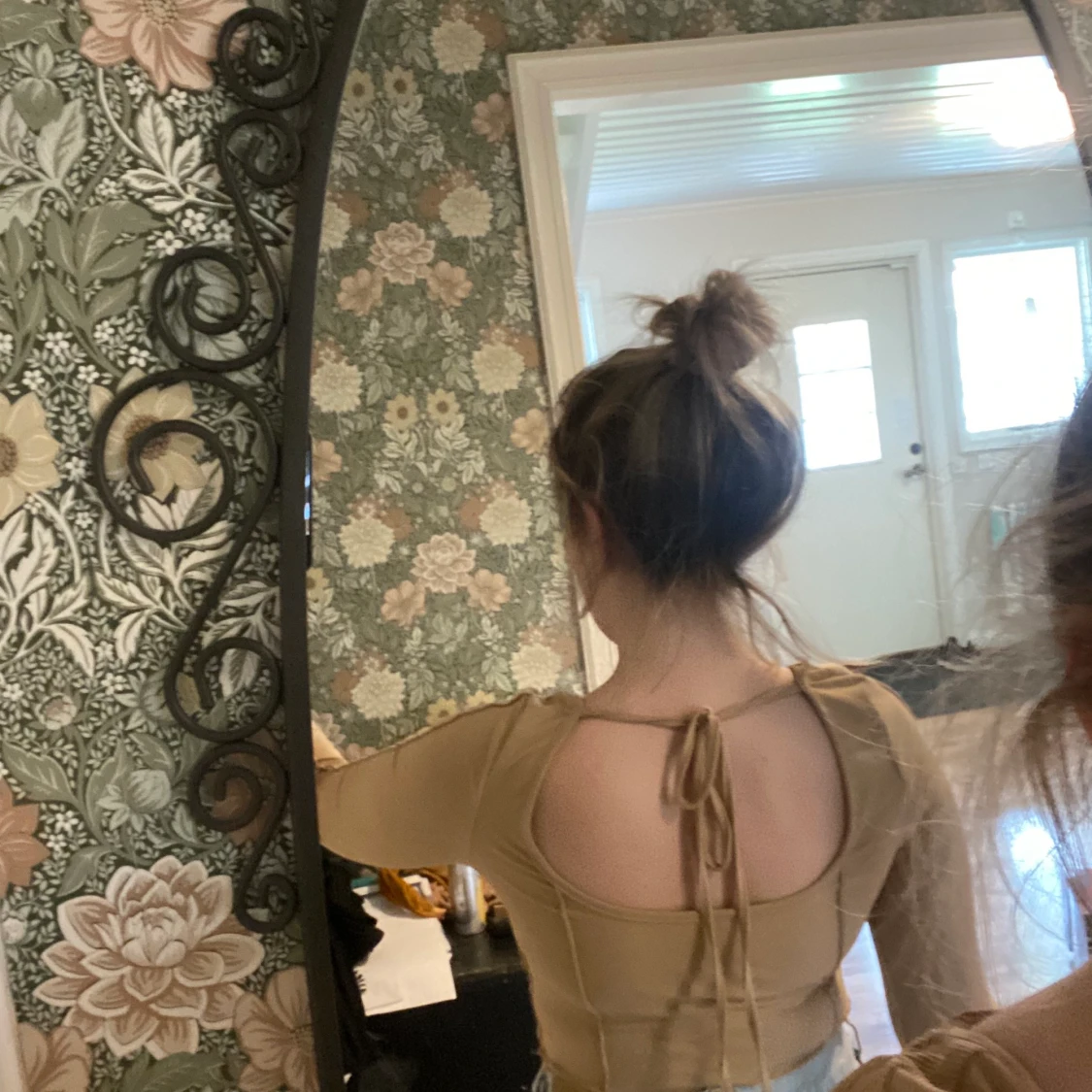 Långärmad beige topp - 91