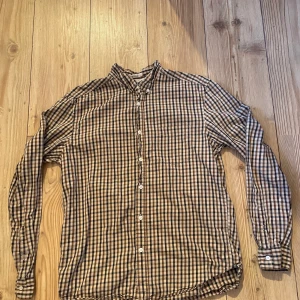 Skjorta  - Höstig skjorta från H&M 