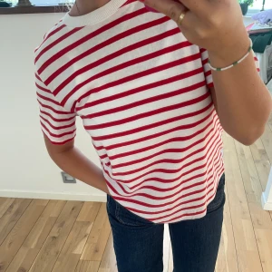 t shirt - röd- och vitrandig t shirt från zara 💌