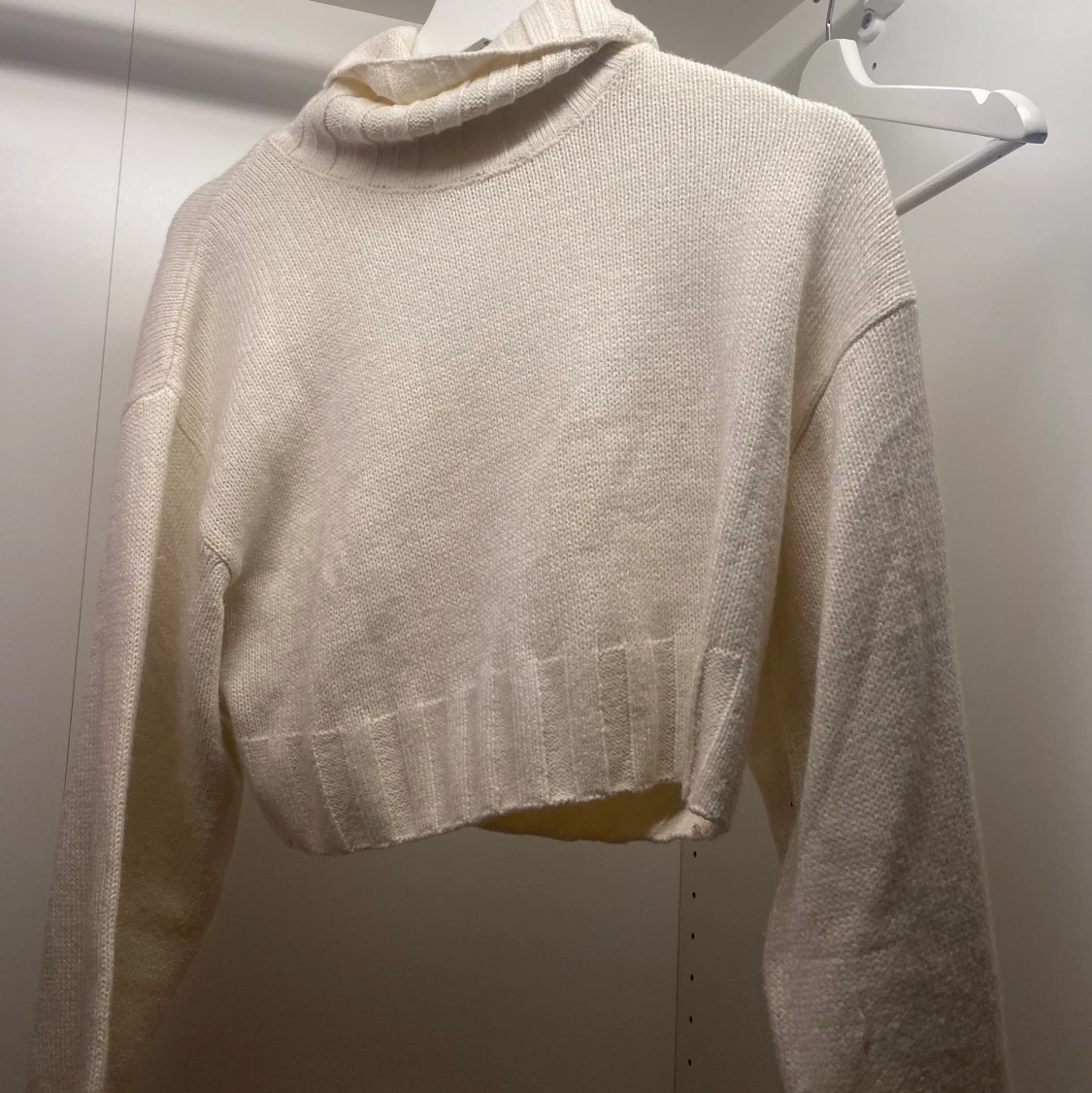 Stickad polotröja  - 90