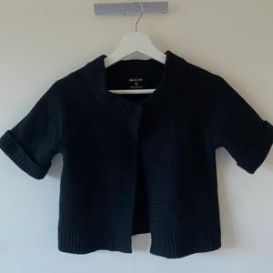 Massimo Dutti - Jätte fin kofta från Massimo Duttis wool collection. Bra skick! 