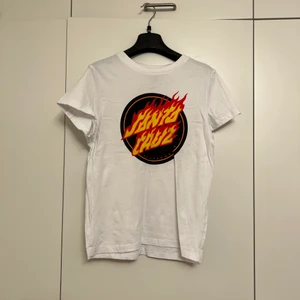 T-shirt - Santa Cruz t-shirt. Storlek S. 70kr + frakt.