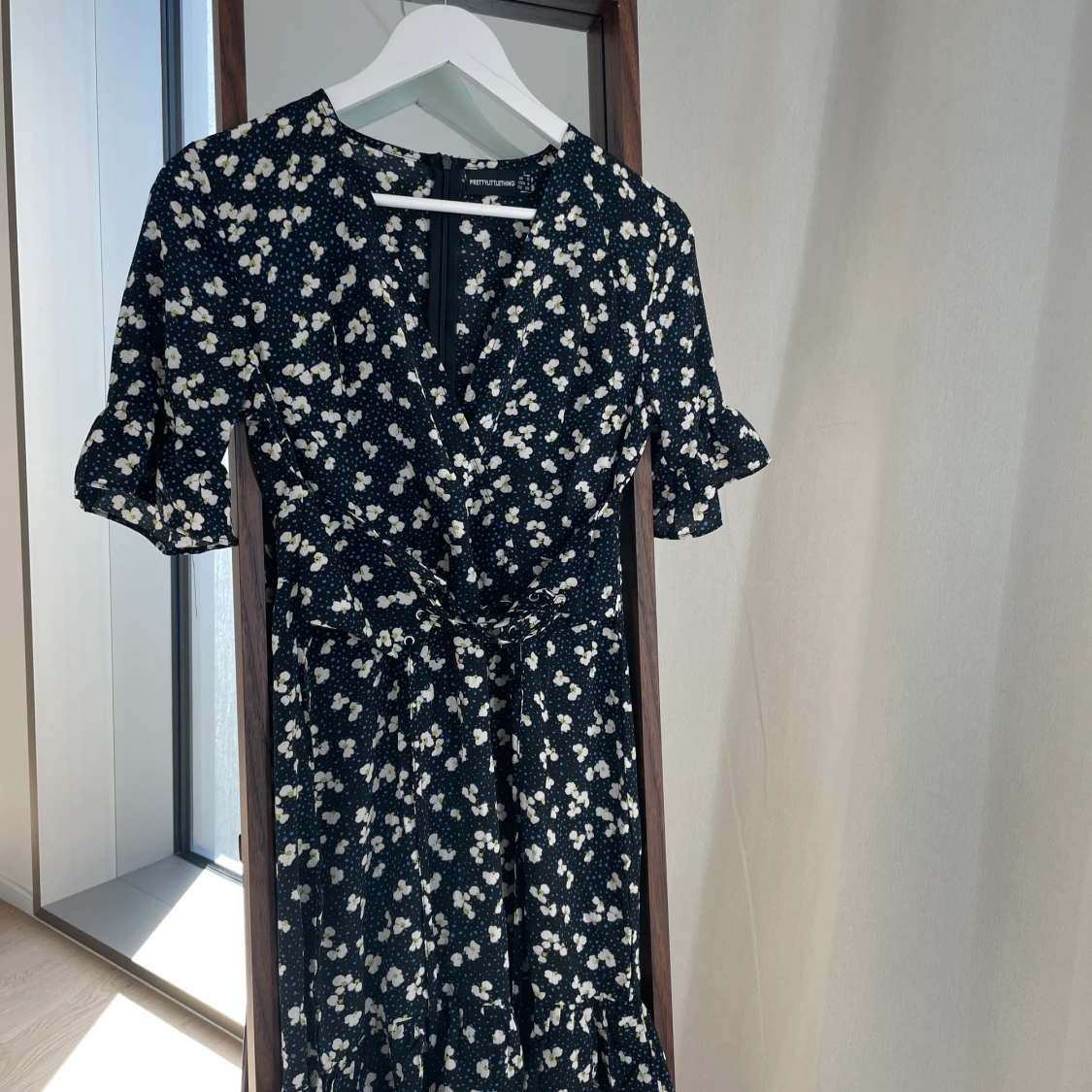 Sommarklänning från PrettyLittleThing - 90