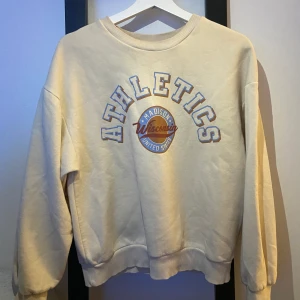 Sweatshirt - 💞💞