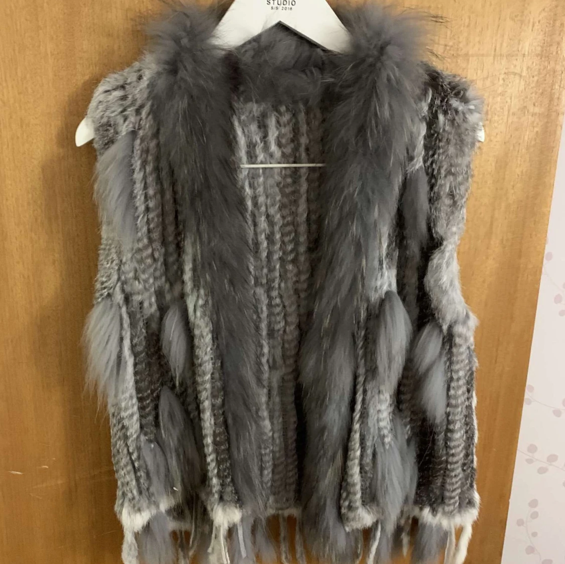 Pälsväst- grå  - 90