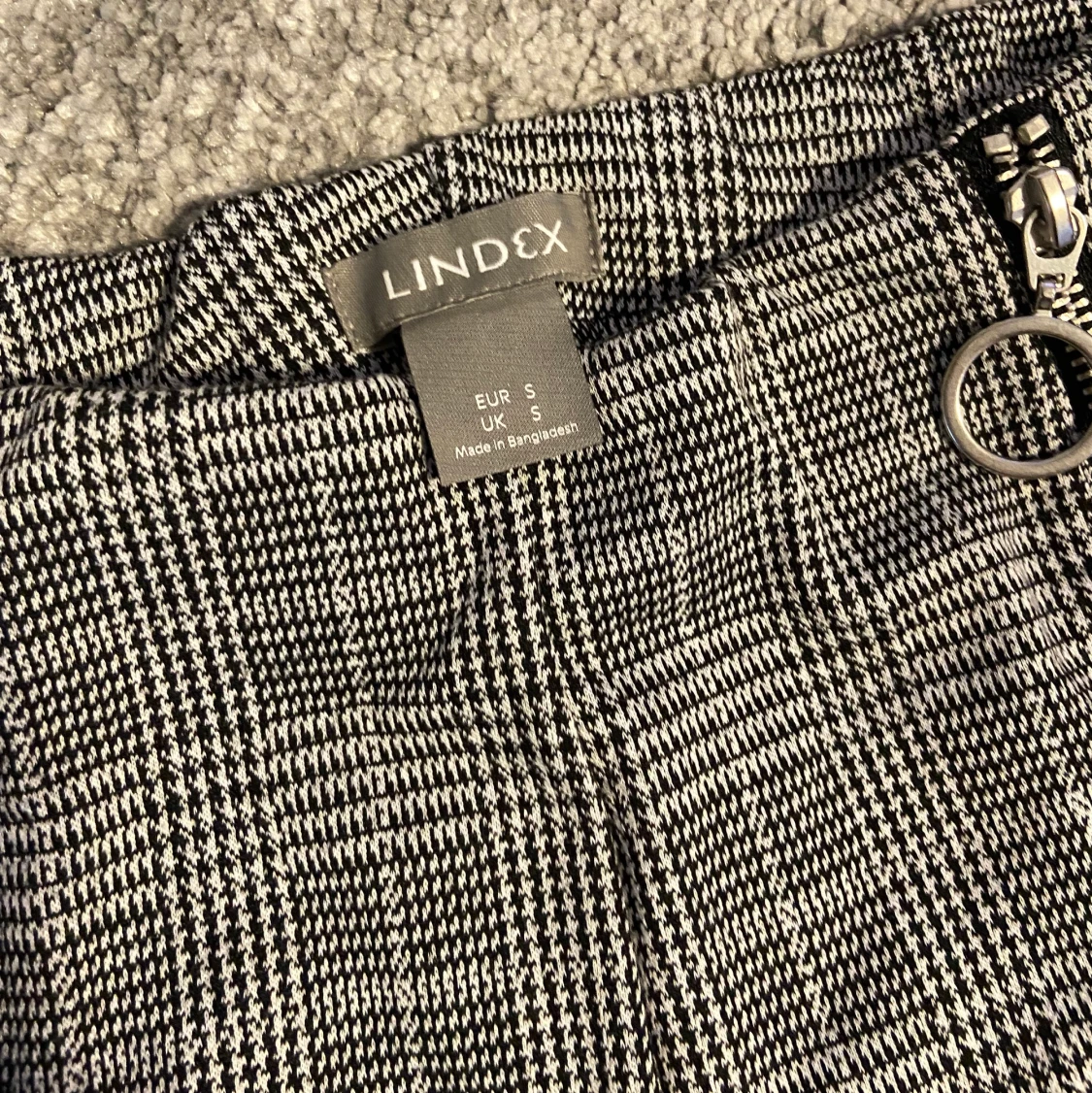 Raka byxor i strl S  - 90