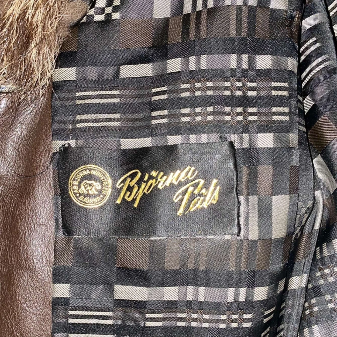 Vargpäls jacka. St - 90