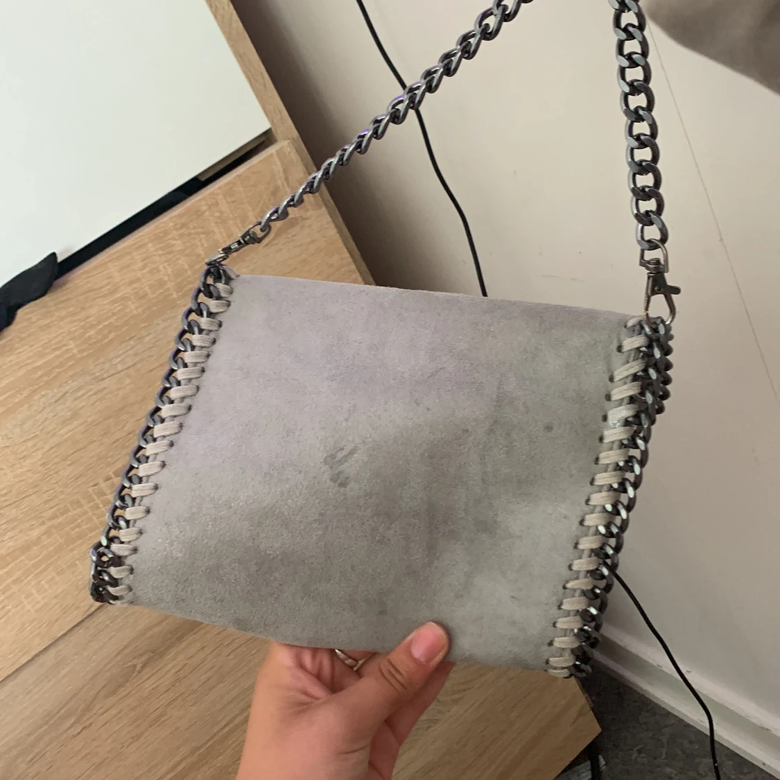 Grå axelväska - 91