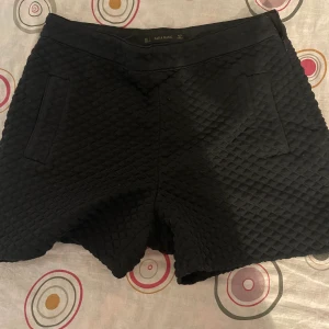 Zara - Zara Large short. 40 kronor