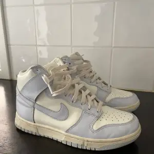 Nike Jordan 1 mid minimalt slitage, ingen crease