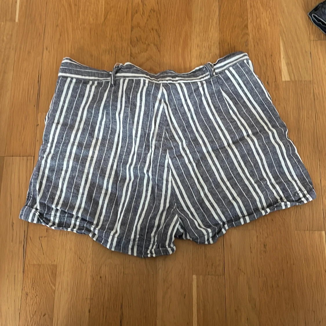 Shorts storlek L - 90