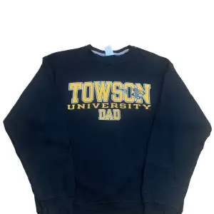 ✅ Vintage Sweatshirt                                                            ✅ Size: Medium                                                                                           ✅ Condition: 10/10 