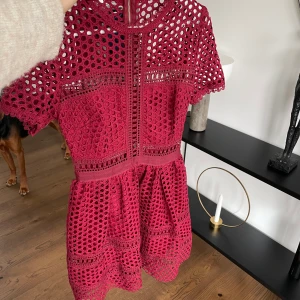 Bymalina klänning - Bymalina klänning i storlek S🤍 TRYCK INTE PÅ KÖP NU!