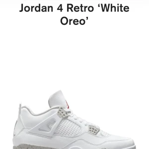 Jordan 4 - Säljer mina äkta Jordan 4 (white oreo).  Använda cirka 10 gånger.  Inga skador på skorna som ni kan se.  Storlek: (eu: 42.)  Nypris på dessa skor är mellan 5000kr-6000kr.  OBS: mitt pris är inte ristat i sten.