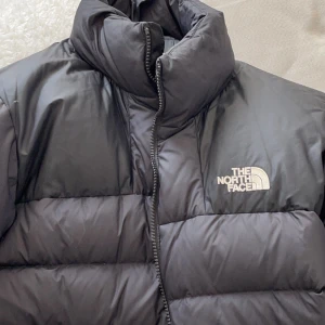 NorthFace jacka - Inga defekter Snygg och varm till vintern Köp så fort som möjligt