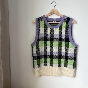 Rutig väst från Arket - Rutig väst 