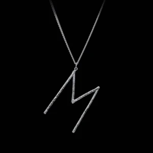 ”B” stort wonky letter - Säljer B Wonky letter berlocken i den stora modellen som är i jättebra skick, även öppen för byten! Pris kan diskuteras Ask tillkommer❤️