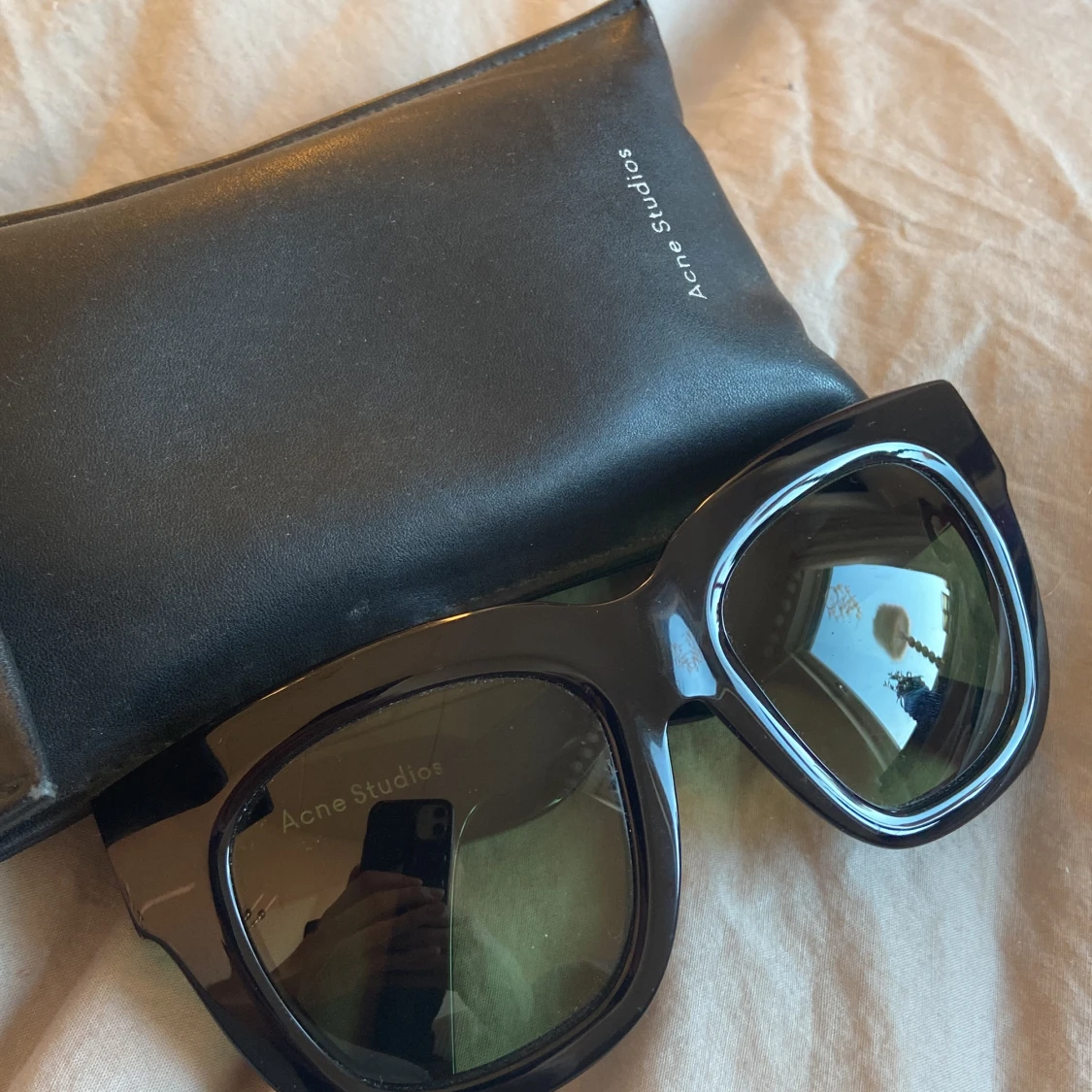 Acne solglasögon, säljs knappt längre🫶🏼 - 90