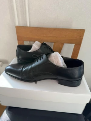 Finskor - Säljs då jag har för många och dem inte kommer till användning längre. Använda 1 gång. Köptes för 650kr från södertälje