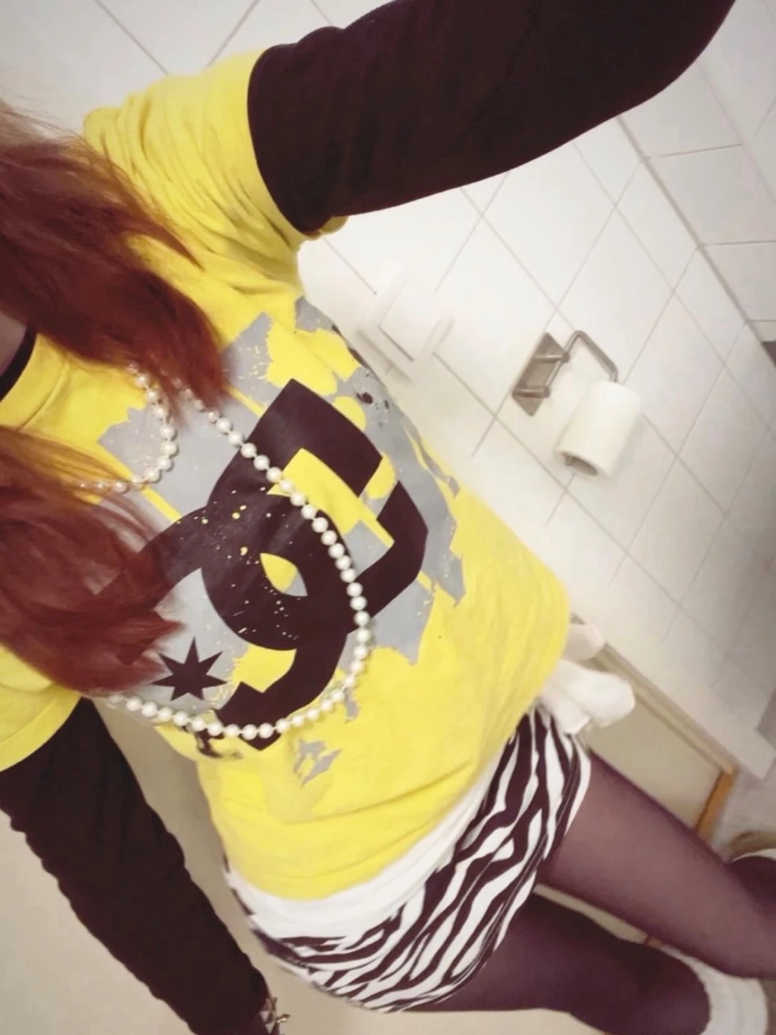 Gul DC t-shirt med stor logga