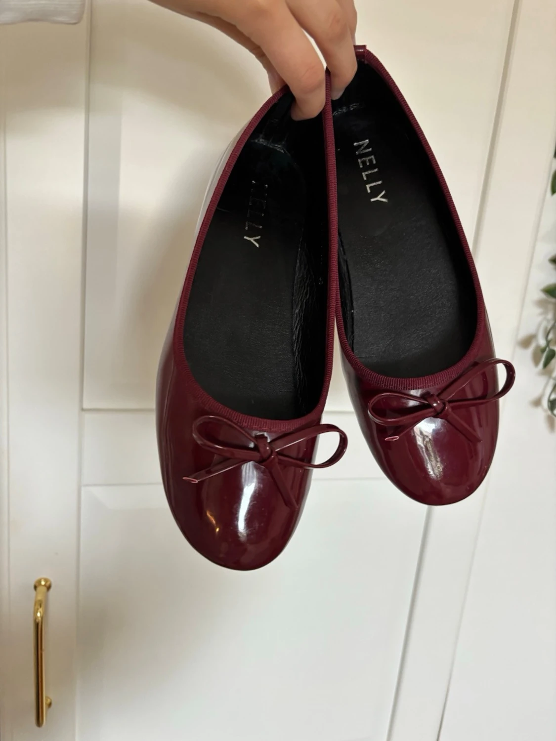 Vinröda ballerinaskor  - 1