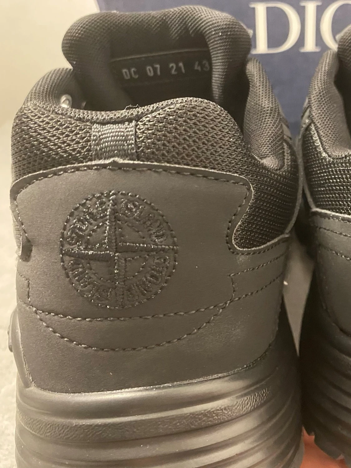 Svarta D10R sneakers med mesh och läder - 3