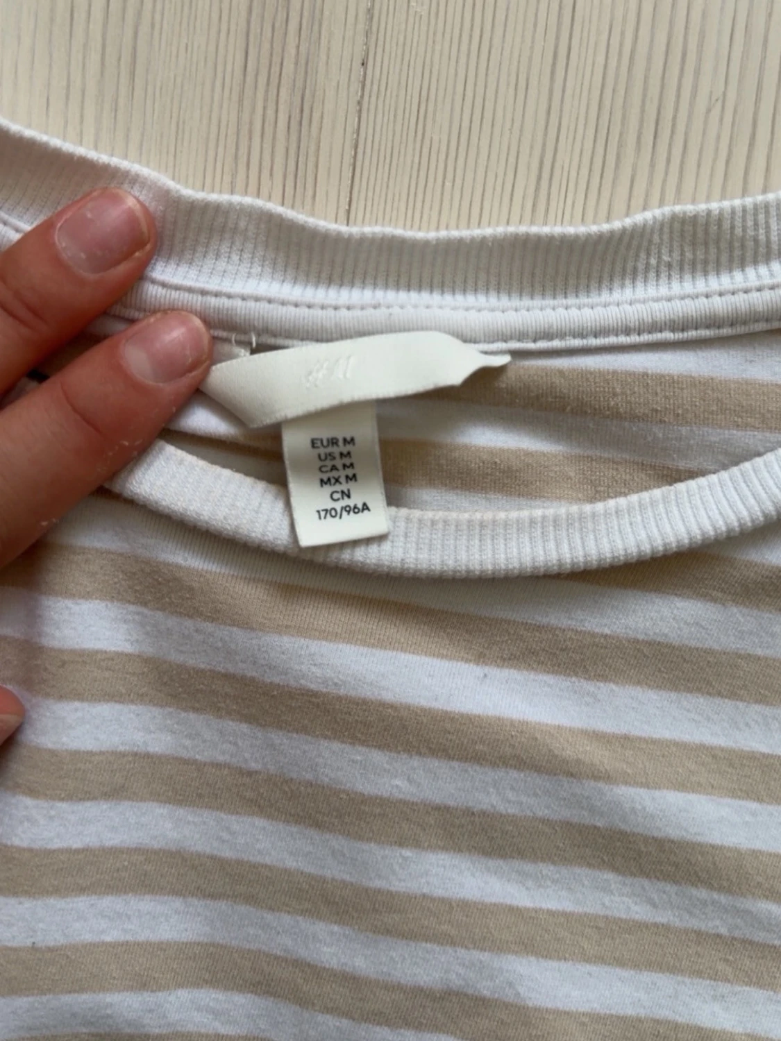 Beige och vit randig långärmad topp - 2