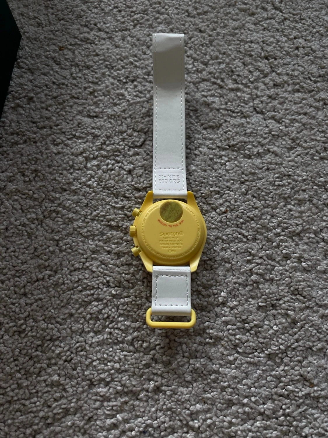 Omega x Swatch Mission to the Sun - 3