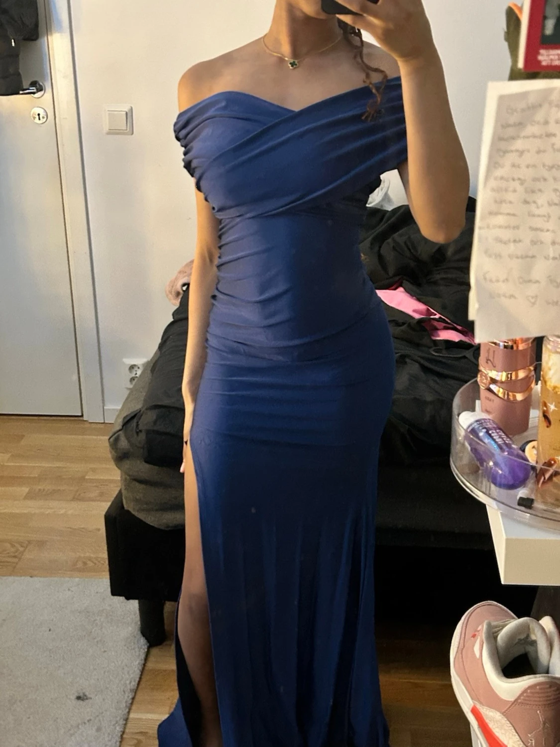  Fashion nova Marinblå långklänning offshoulder - 1