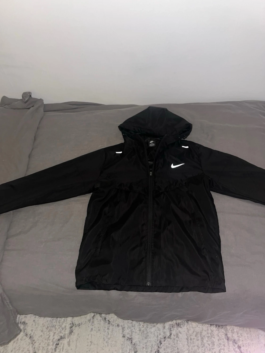 Svart Nike vindjacka  - 1