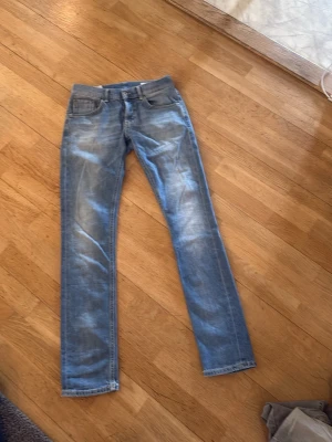 Dondup ritchie skinny fit - Säljer ett dondup jeans då jag ej använder dem säljes för 400kr