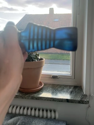 Jean Paul Gaultier ultra male - Säljer denna JPG ultra male parfym då jag endast använder en av mina parfymer. 75 ml flaska. Ca hälften alltså 35-40 ml kvar. Box ingår. Inget fel på flaskan. Nypris 75 ml är ca 900 kr.  Fler parfymer finns i min profil! 