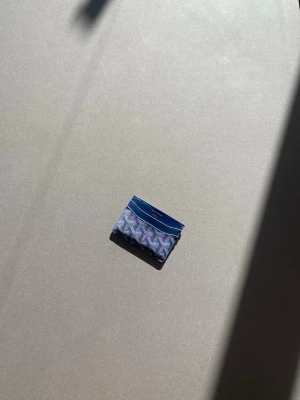 Goyard cardholder  - Säljer nu denna fak3 goyard cardholder, bara höra av dig vid frågor eller funderingar och pris kan absolut diskuteras