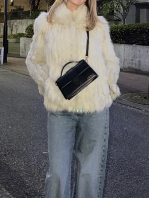 ÄKTA pälsjacka - ÄKTA pälsjacka, köpt i Tokyo, Storlek 34