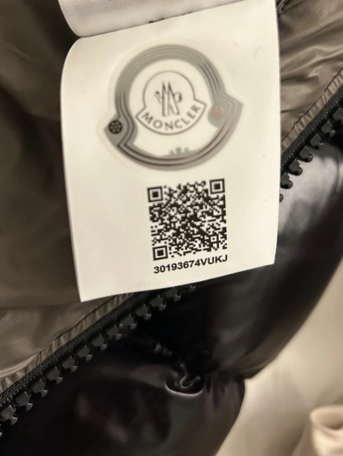 Svart glansig dunjacka Moncler - 3