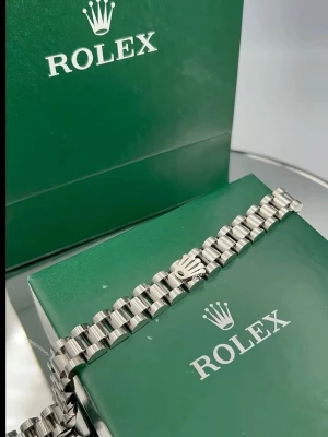 R0LEX armband  - Helt ny. Längad är 20,5 cm 