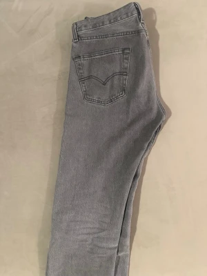 Levis 501  - Storlek W29 L32