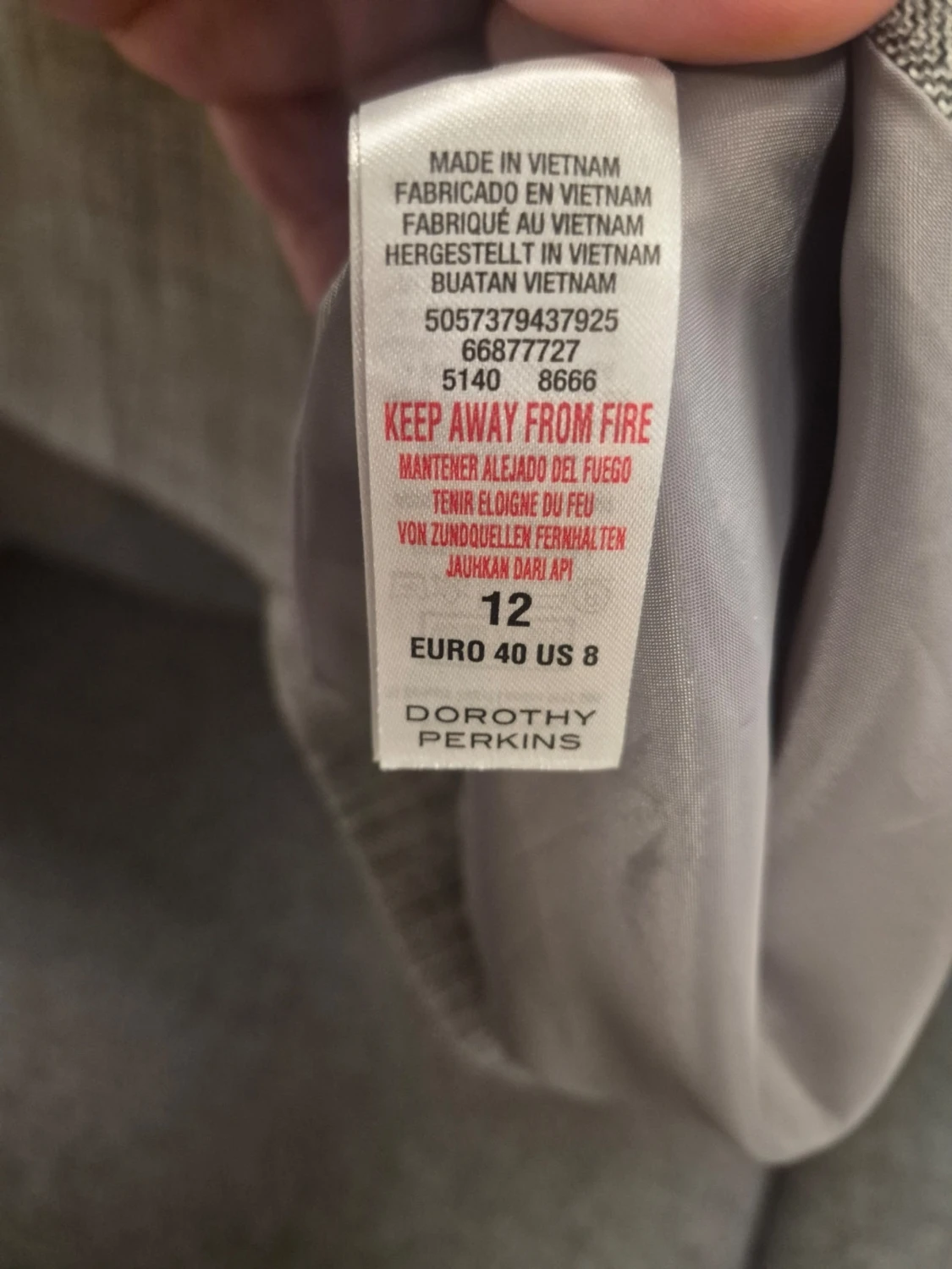 Grå kavaj från Dorothy Perkins  12 40 M - 6