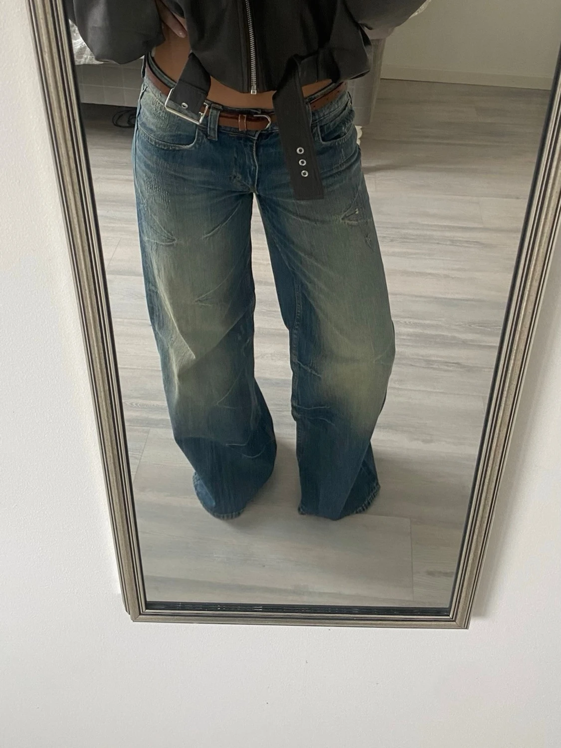 Cheap Monday- Blåa wide leg jeans med vintage-look - 7