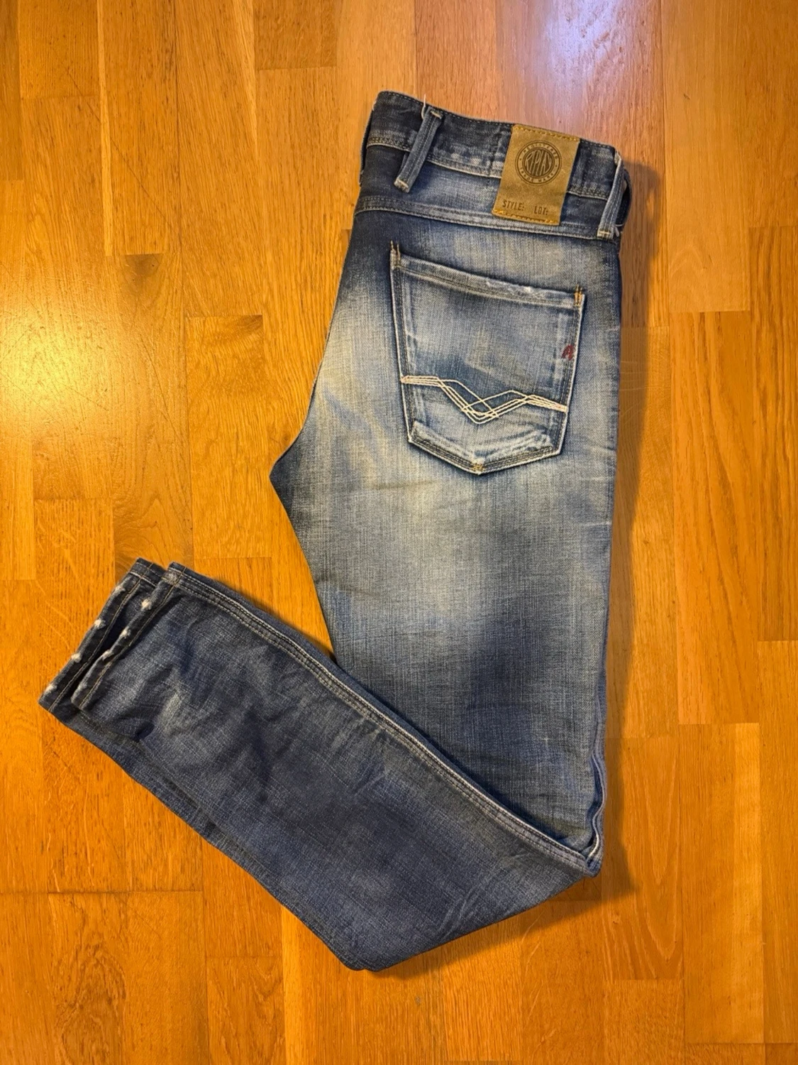 Tvättade Replay Anbass jeans