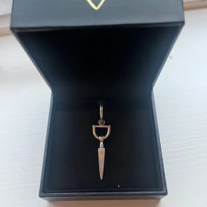 Maria Nilsdotter örhänge  - Se slitningar på bild 2/3, Sterling silver 