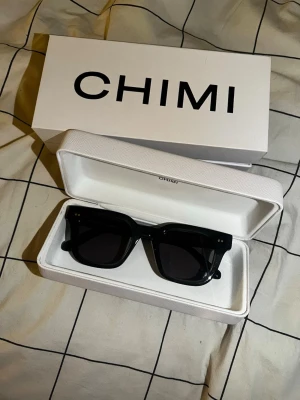 Cimi dark grey 04 - Supersnygga chimis. Nästan aldrig använda och inga defekter. Nypris: 1400kr