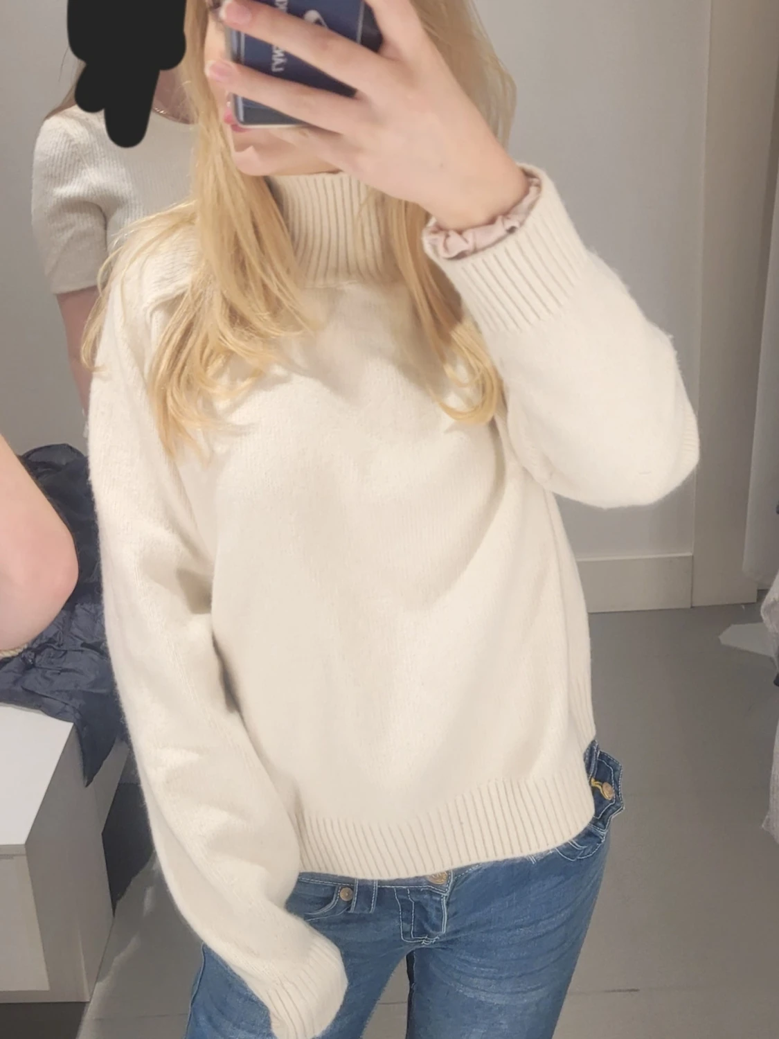 Vit stickad polotröja - 1