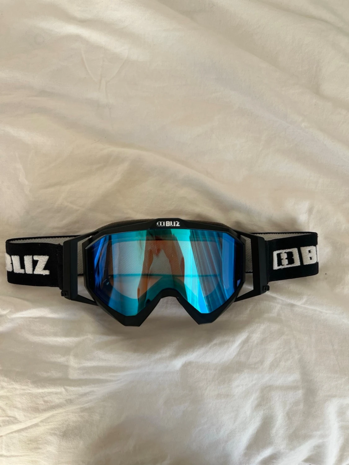 Bliz svarta skidglasögon med blått glas